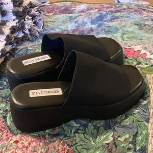 Steve Madden platform shoes (Worn only twice)